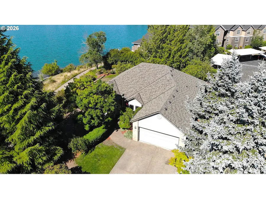 422 N Lakefair Cir, Keizer, OR 97303 - #2