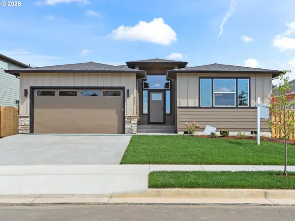 2027 E Otter Loop #68, LaCenter, WA 98629