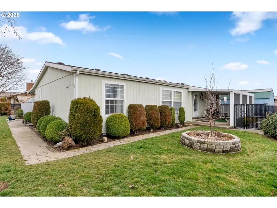 336 12th Street Ct, Goldendale, WA 98620 - #2