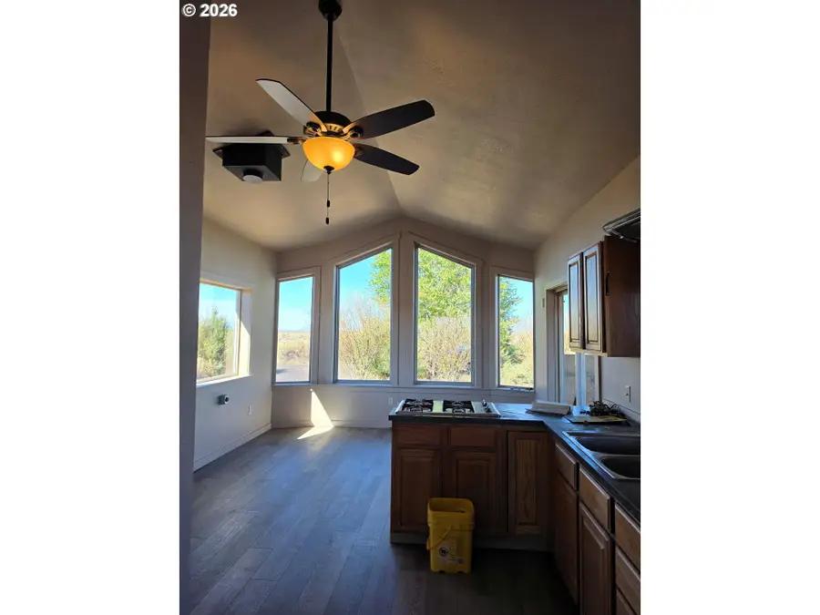 56560 Oil Dri Rd, Silver Lake Fort Rock, OR 97638 - #2