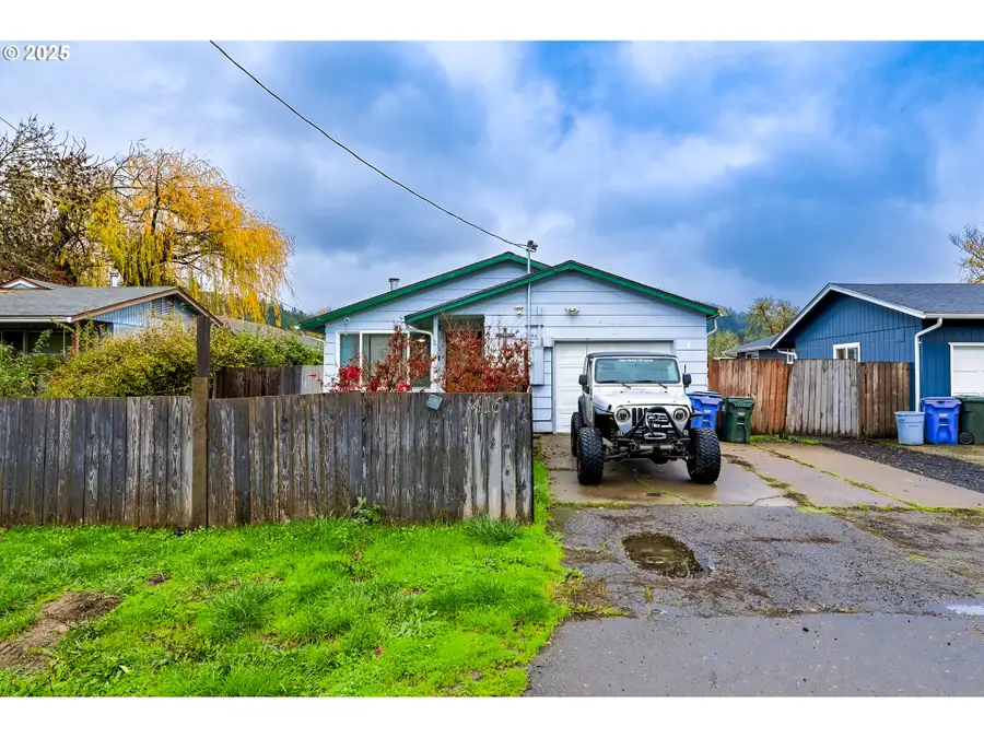 416 Glen Ave, Sutherlin, OR 97479 - Image #3