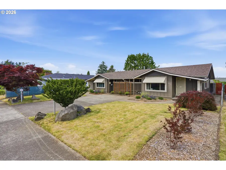 17867 NE Wasco St, Portland, OR 97230 - #3