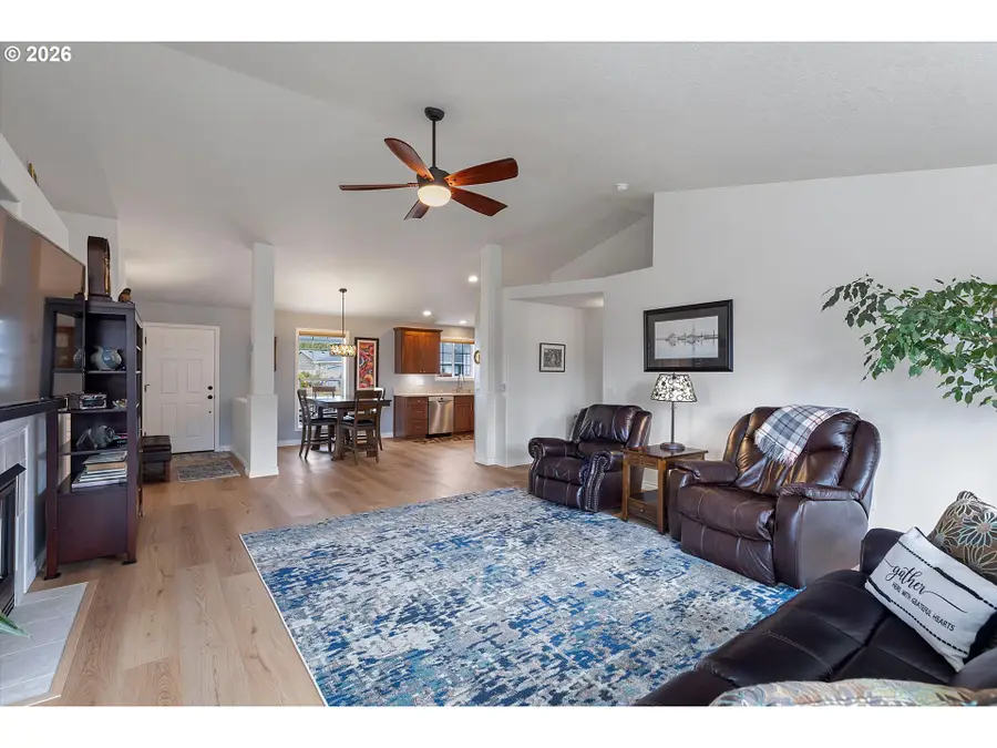 5248 NE Voyage Ave, Lincoln City, OR 97367 - #3