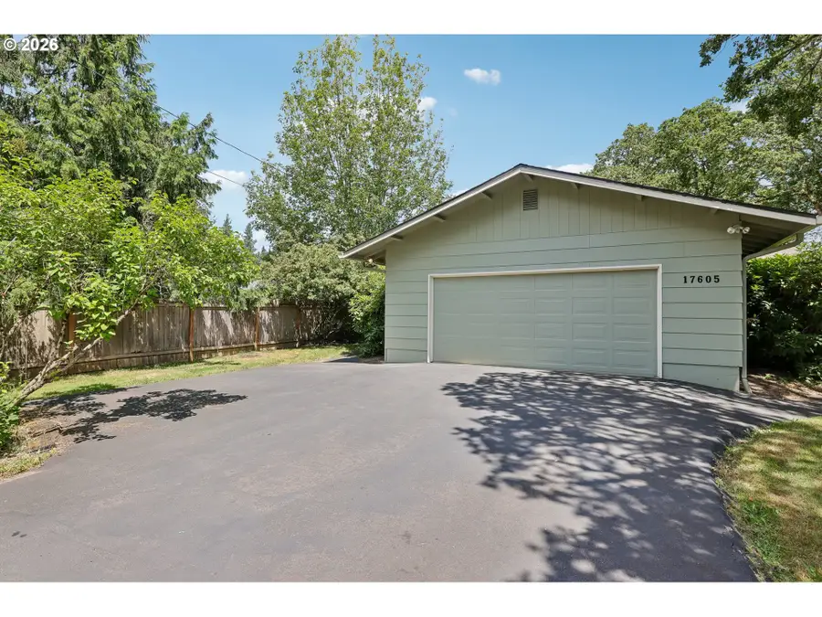 17605 SW Pheasant Ln, Beaverton, OR 97003 - #3