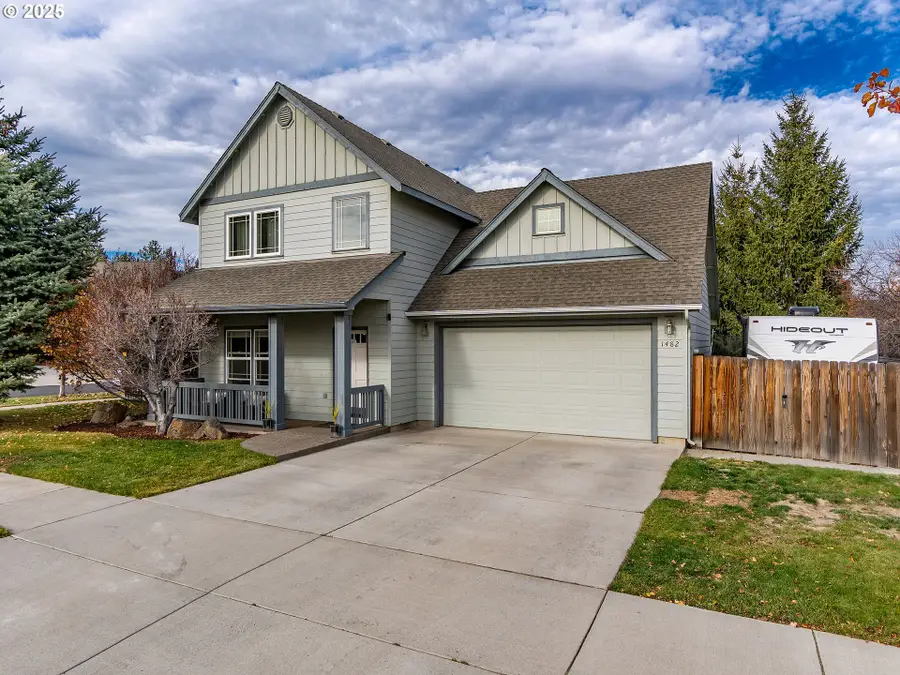 1482 NE Rumgay Ln, Bend, OR 97701 - Image #3