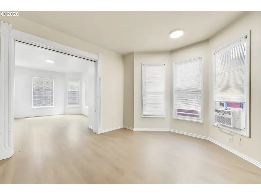 1925 SE Alder St, Portland, OR 97214 - #2