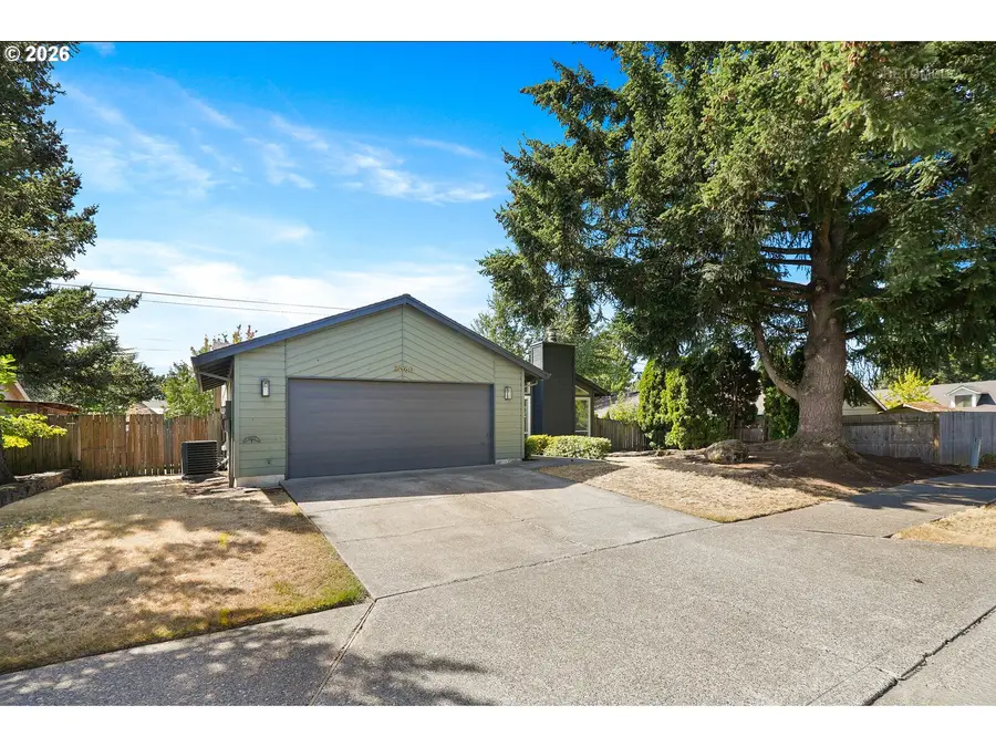 21960 SW Columbia Cir, Tualatin, OR 97062 - #3