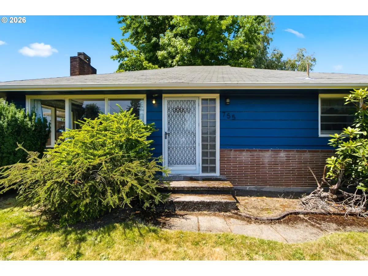 755 NW Overlook Ave, Gresham, OR 97030 - #1