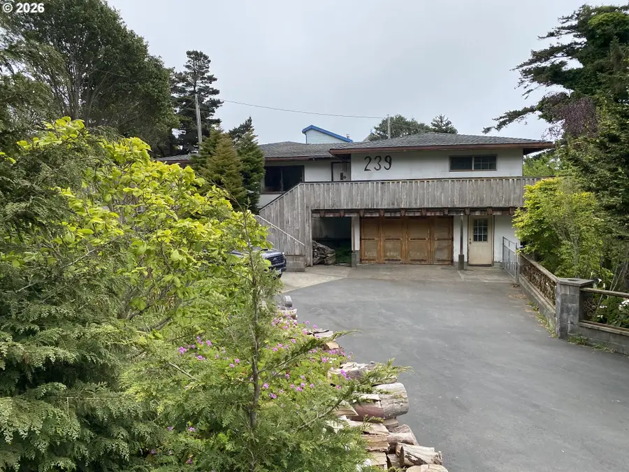 239 10th St, Port Orford, OR 97465 - #2