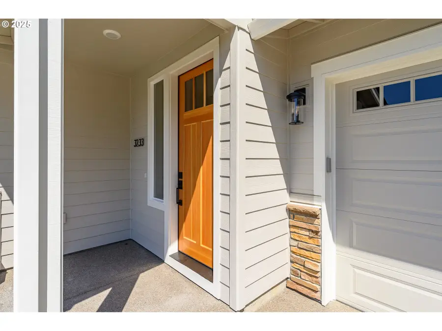 3233 E Province Ct, Newberg, OR 97132 - #2