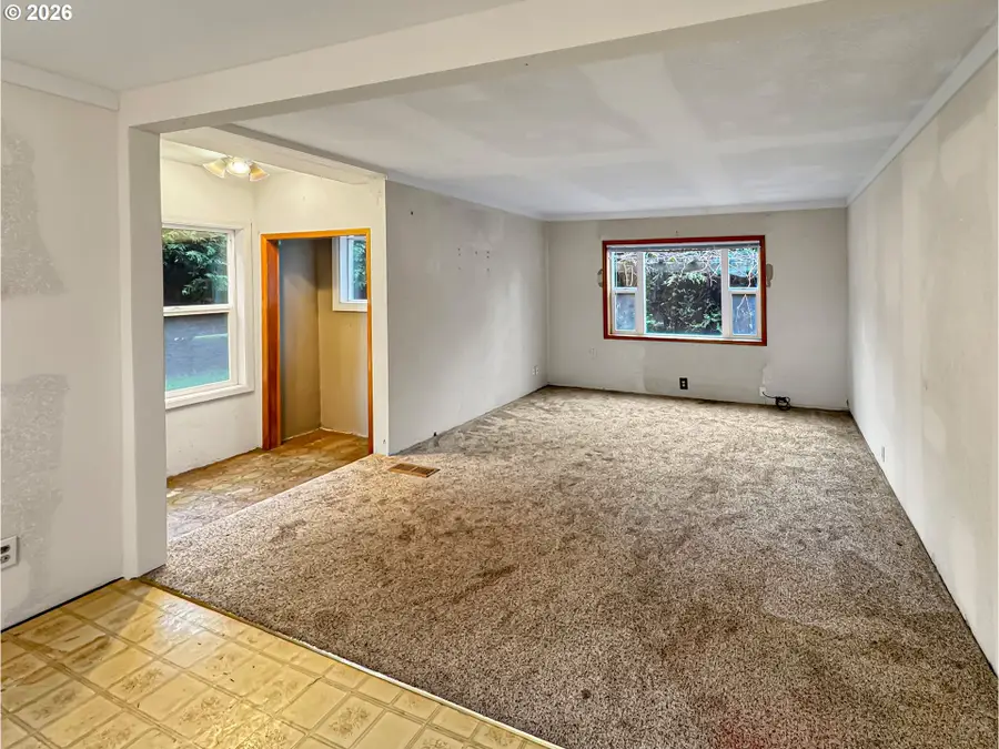 9310 NE Burton Rd, Vancouver, WA 98662 - Image #3