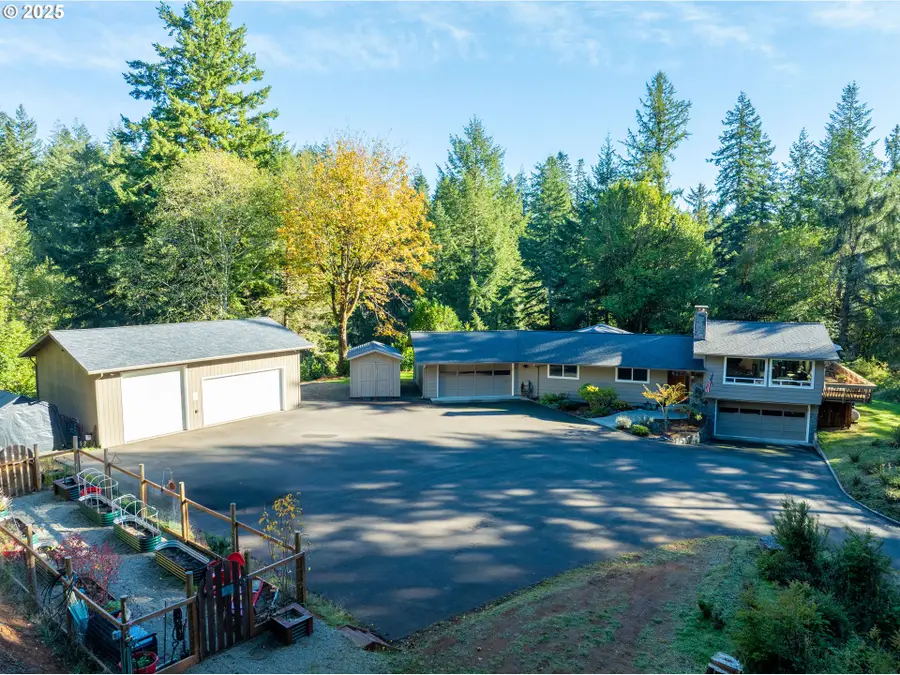 95089 Timber Park Ln, Eastside, OR 97420 - Image #2