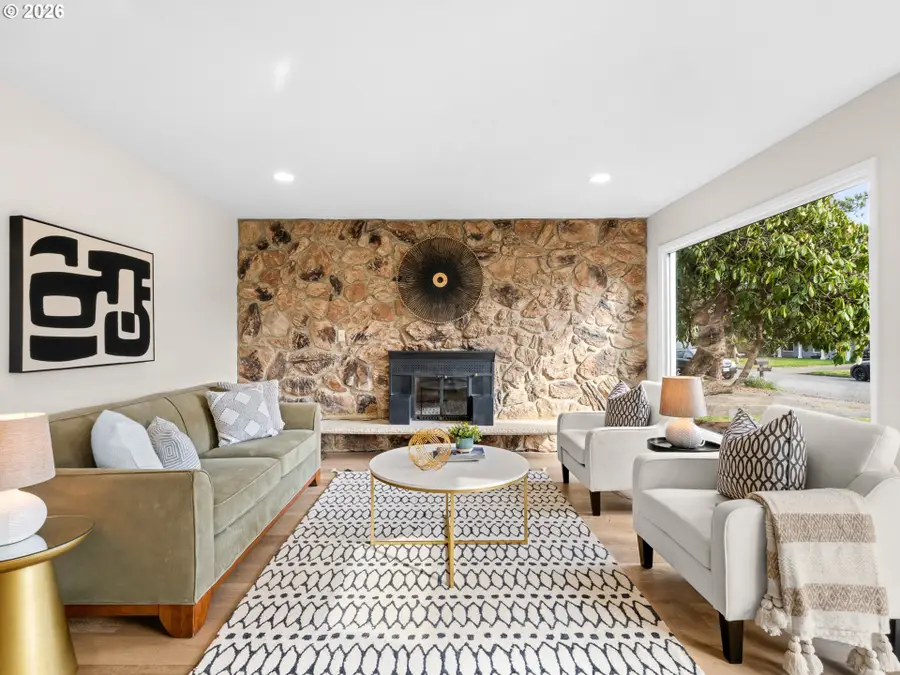 3811 SE 169th Pl, Portland, OR 97236 - #2