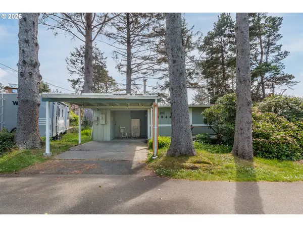 1844 NW 33rd St, LincolnCity, OR 97367