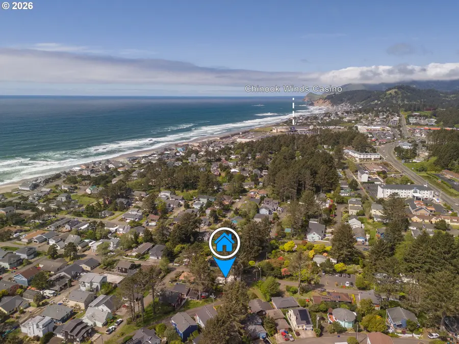 1844 NW 33rd St, Lincoln City, OR 97367 - #2