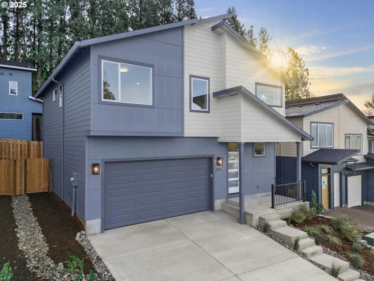 284 NW Mawrcrest Ave, Gresham, OR 97030 - #1