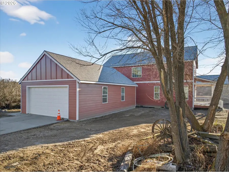 230 E St, North Powder, OR 97867 - Image #2