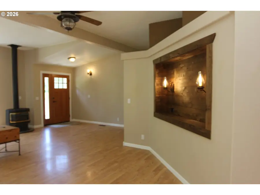 33433 SE Muddy Duck Ln, Eagle Creek, OR 97022 - #3