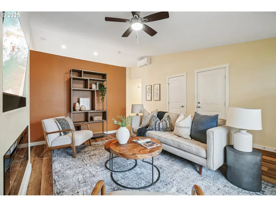 2113 NE 77th Ave, Vancouver, WA 98664 - Image #2