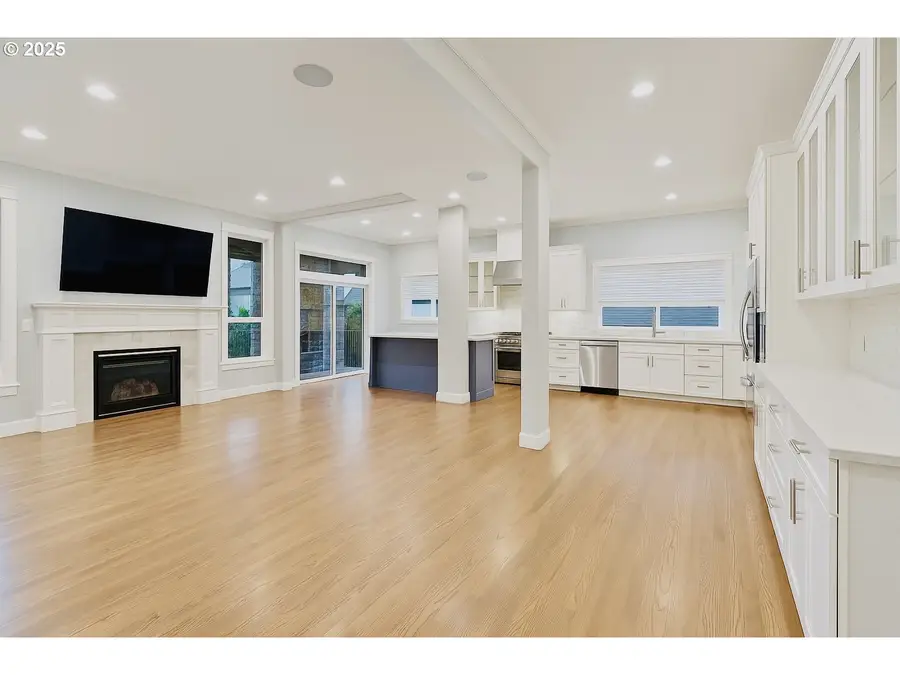 3492 Vista Ridge Dr, West Linn, OR 97068 - Image #2