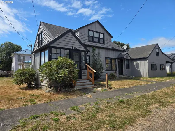 816 Nestucca Ave, Tillamook, OR 97141