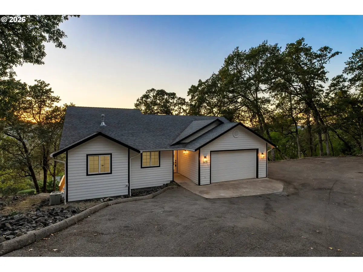 1485 SE Parkwood Dr, Roseburg, OR 97470 - #1