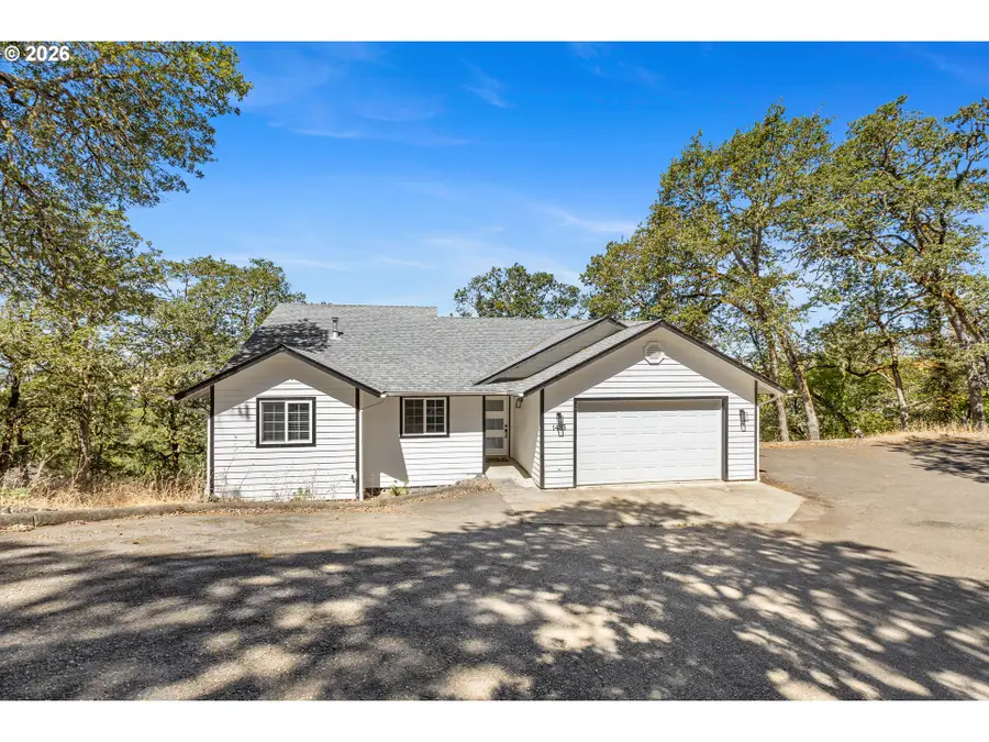 1485 SE Parkwood Dr, Roseburg, OR 97470 - #2