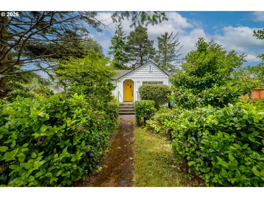 1020 N Roosevelt Dr, Seaside, OR 97138 - #2