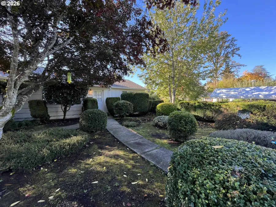 1630 Cedar St, Forest Grove, OR 97116 - #3