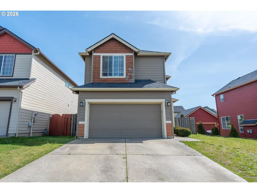 889 Kentucky Ave, Coos Bay, OR 97420 - #3
