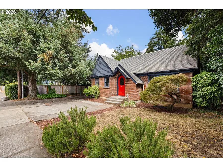 355 River Rd, Eugene, OR 97404 - #2