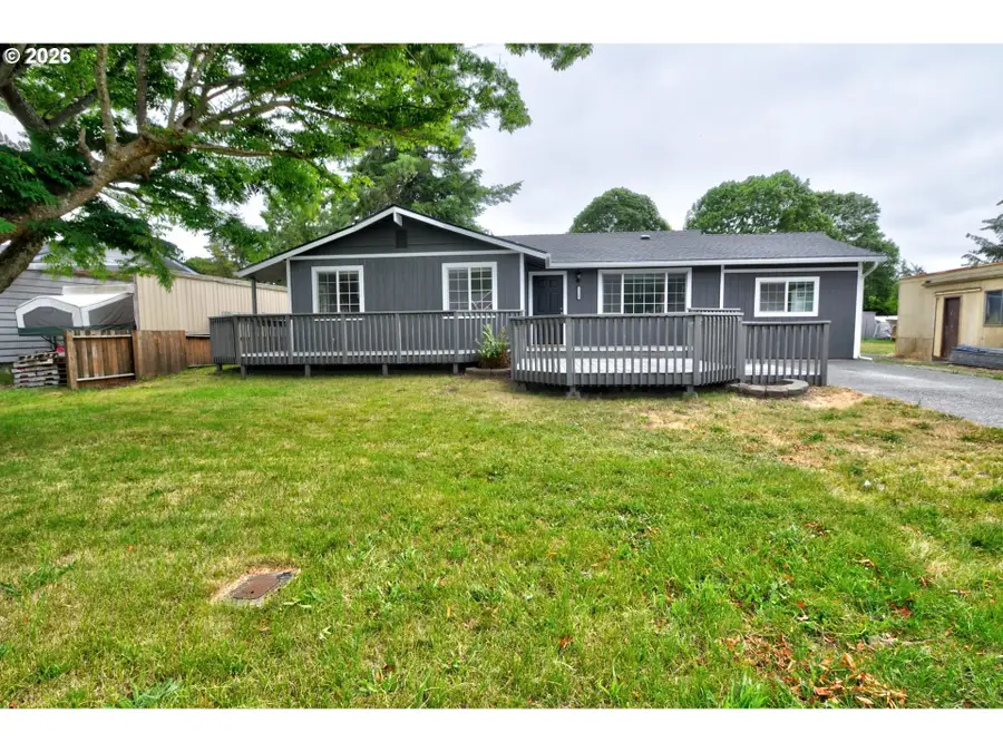 1160 S Main Ave, Warrenton, OR 97146 - #2