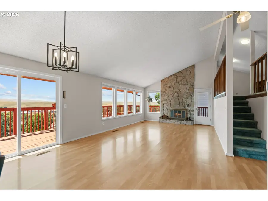 1435 SW 18th St, Pendleton, OR 97801 - #3