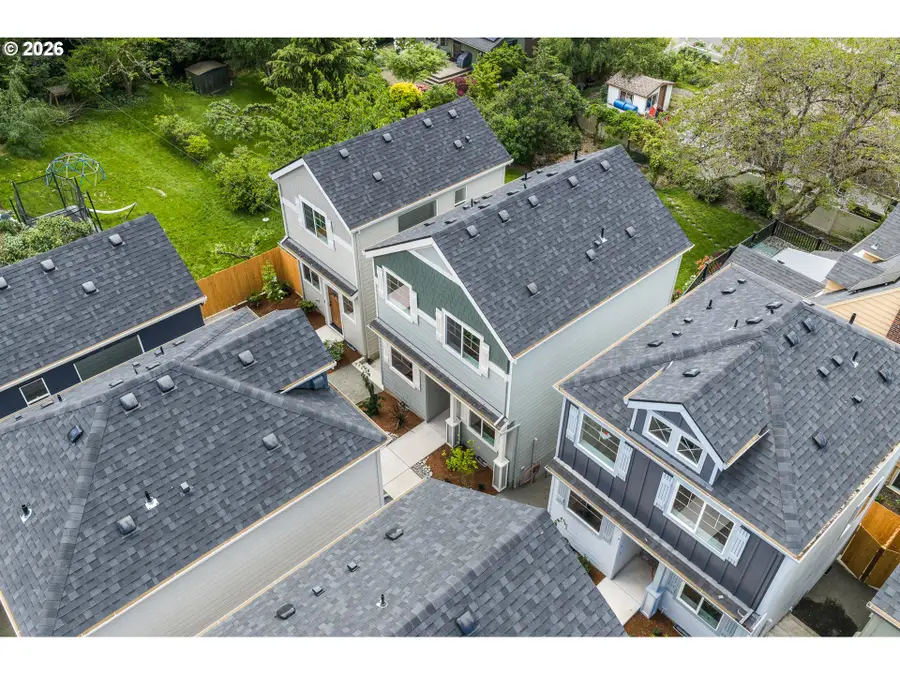 3626 SW Vermont St, Portland, OR 97219 - #2