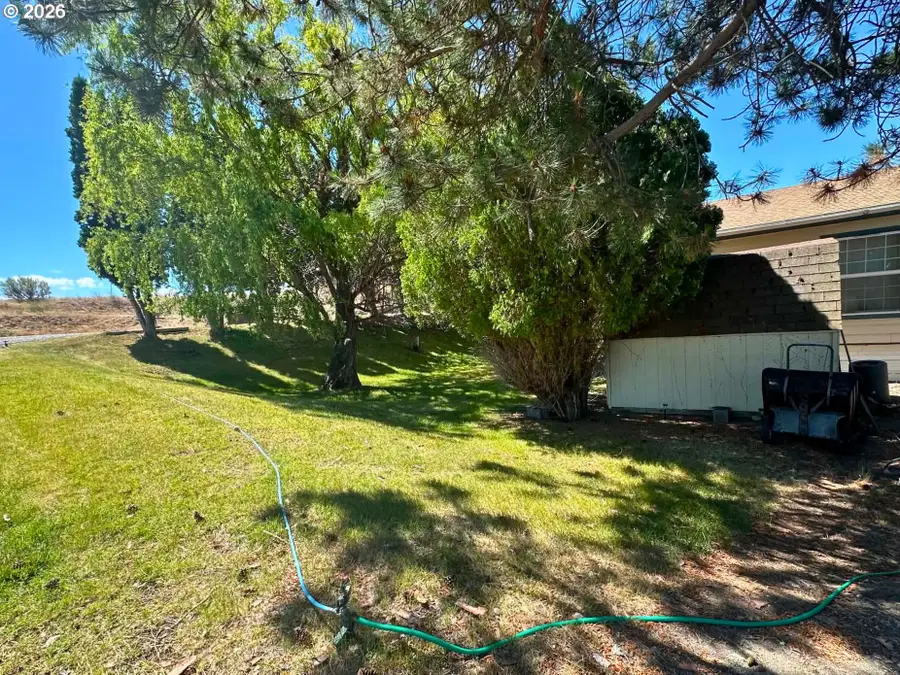 82276 Hat Rock Rd, Hermiston, OR 97838 - #3