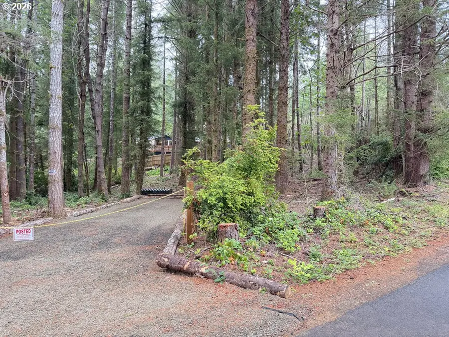Russell Dr, Florence, OR 97439 - #3