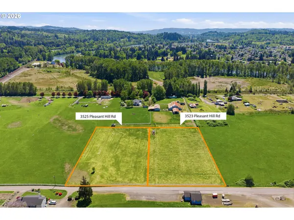 3525 Pleasant Hill Rd, Kelso, WA 98626