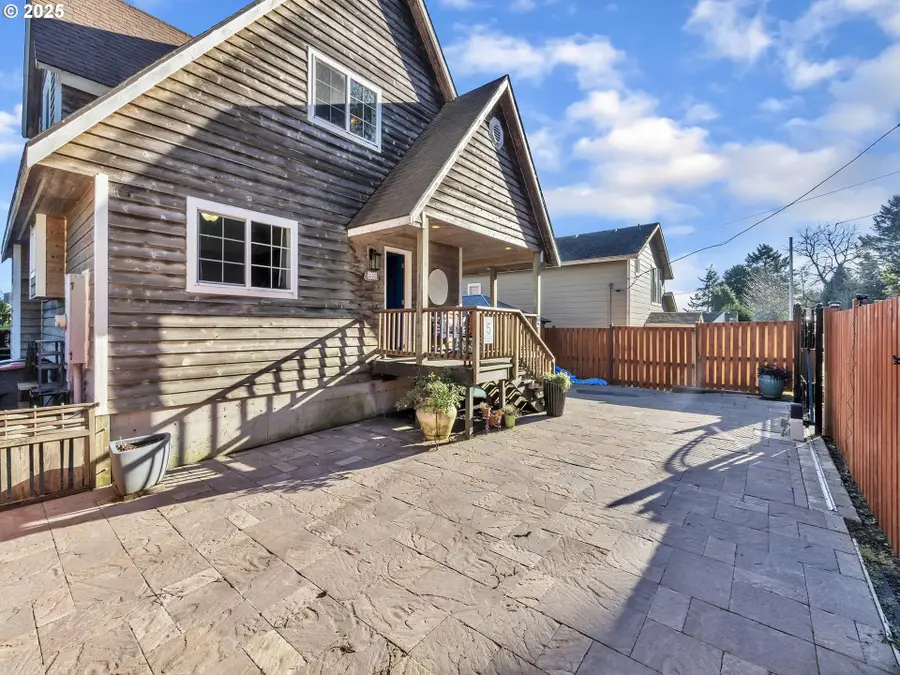 90589 Clark Rd, Warrenton, OR 97146 - #2