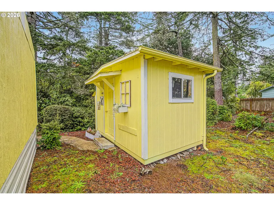 3760 Highway 101 #16, Florence, OR 97439 - #2