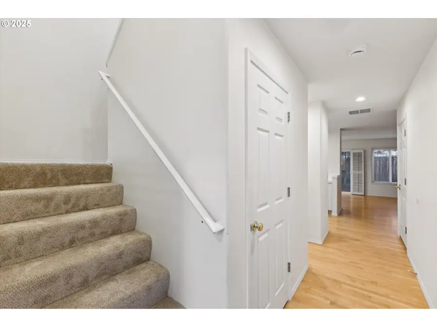 6496 NW Wenmarie Dr, Portland, OR 97229 - Image #3