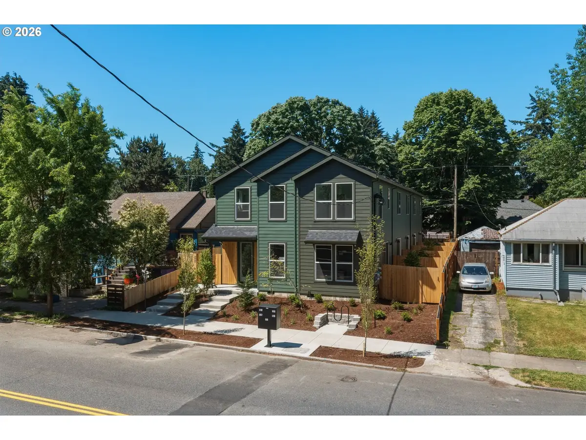 6187 N Albina Ave #2, Portland, OR 97217 - #1