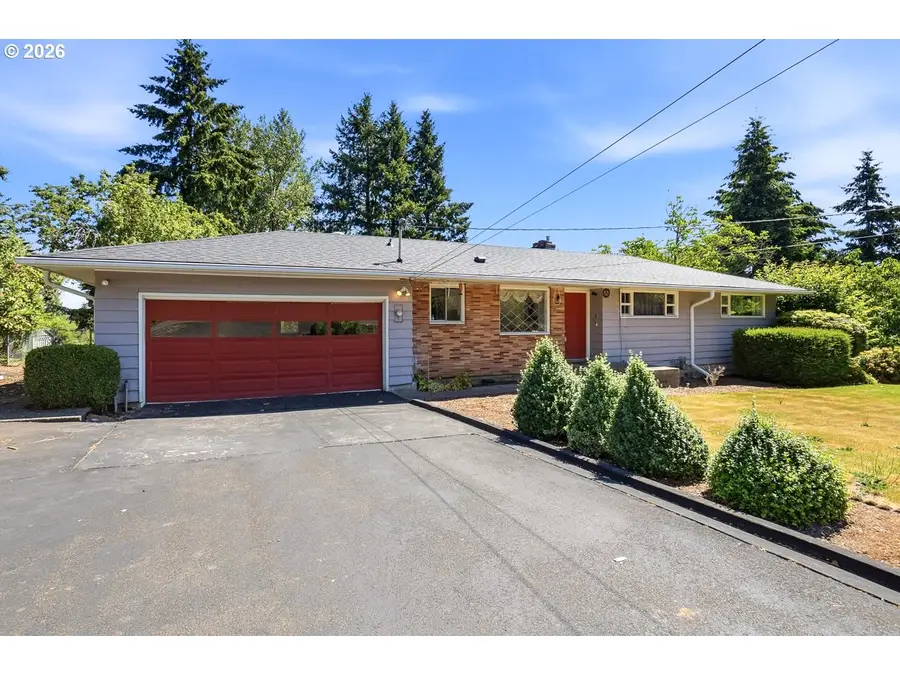 18284 S Holly Ln, Northwest Clackamas, OR 97045 - #2