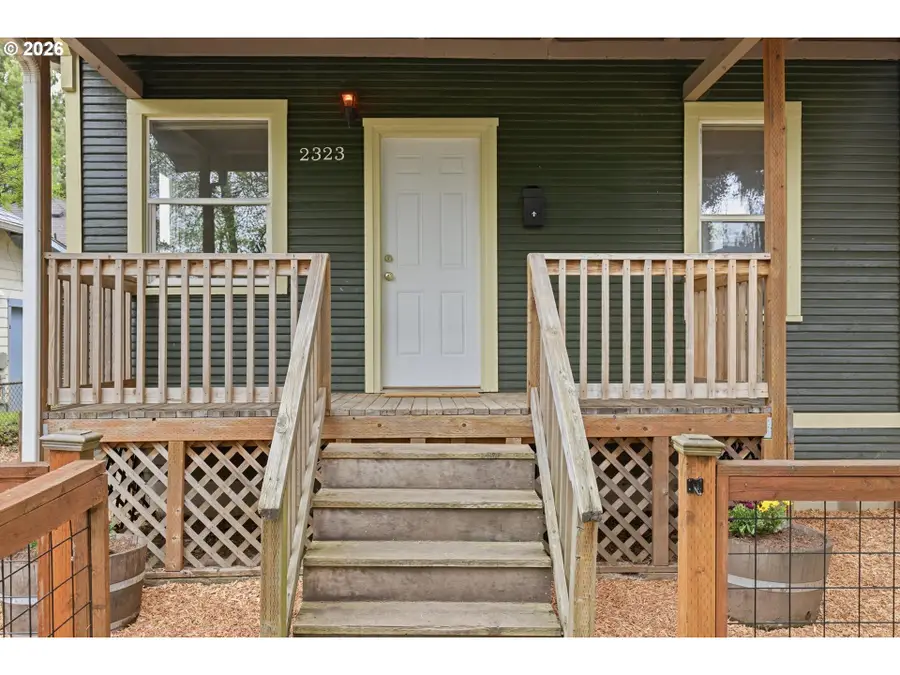 2323 N Terry St, Portland, OR 97217 - #3