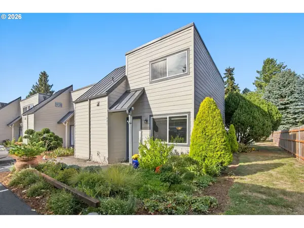 7310 NE 16th Ave #401, Vancouver, WA 98665