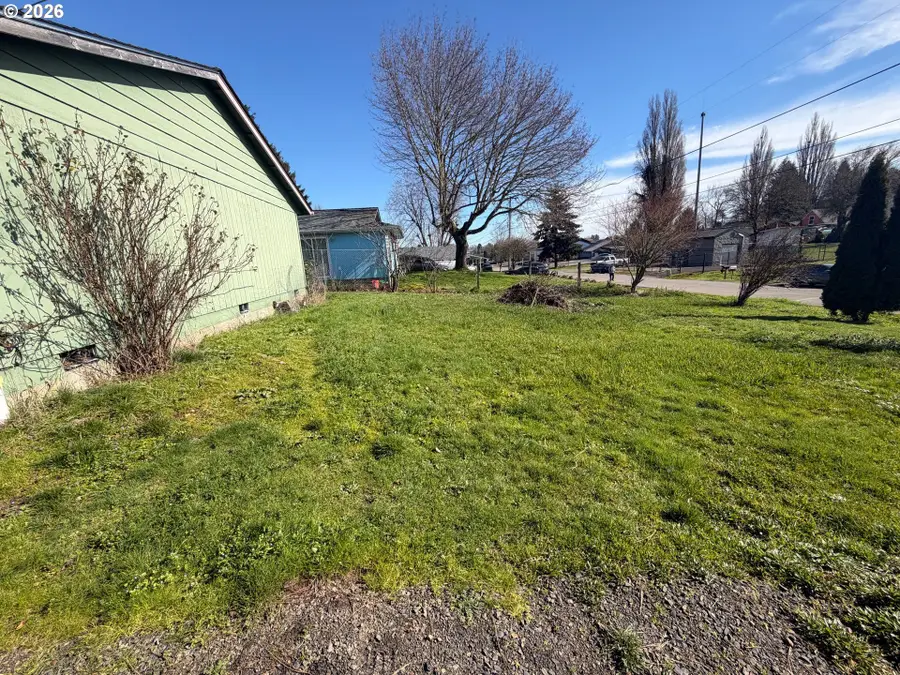 6976 Edith Ave, Salem, OR 97305 - #3