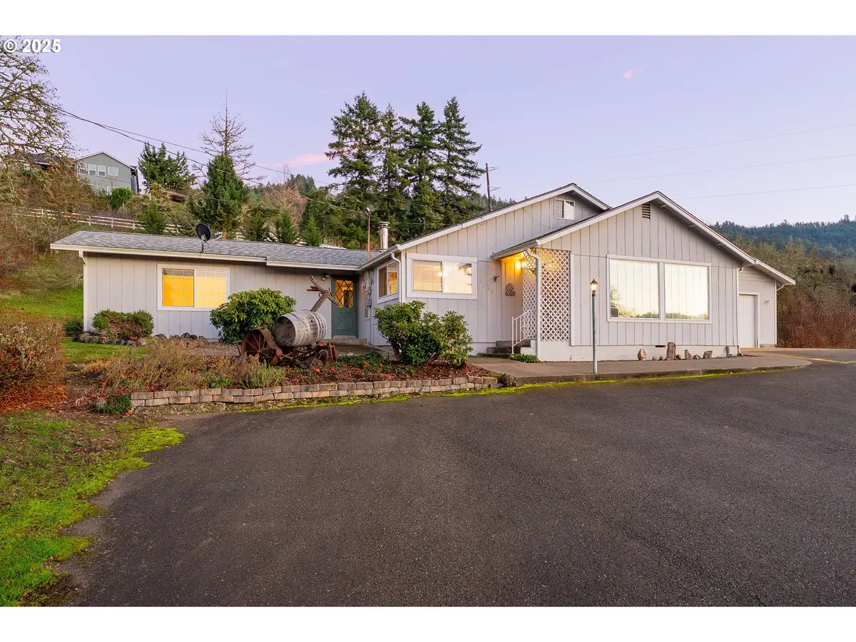1183 Lookingglass Rd, Roseburg, OR 97471 - Image #1
