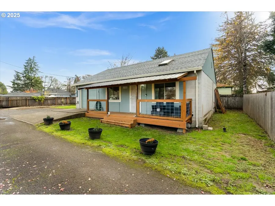 1720 B St, Forest Grove, OR 97116 - Image #2