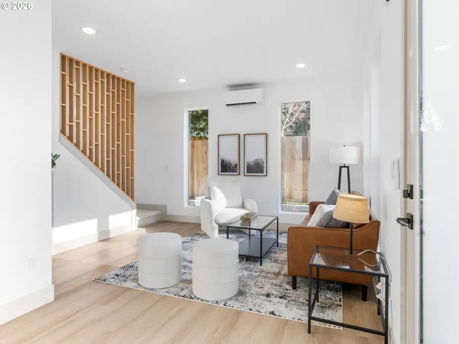 1251 SW Hume Ct, Portland, OR 97219 - Image #3