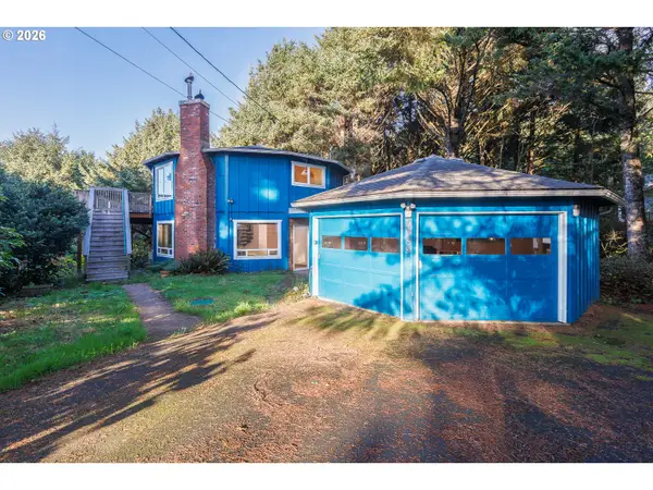 6989 SW Surfland St, SouthBeach, OR 97366