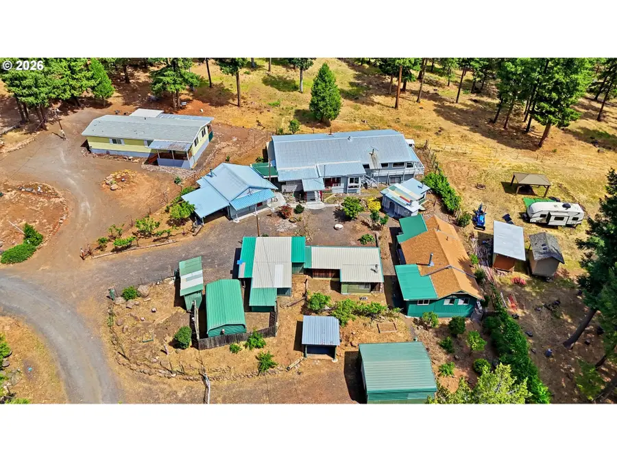 333 Oak Park Dr, Sportsmans Park, OR 97063 - #3